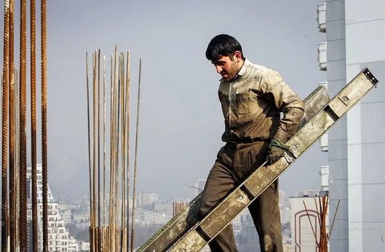 قدرت خرید کارگران شدیداً کاهش یافته است؛ سبد معیشت ۳۳ میلیون تومان