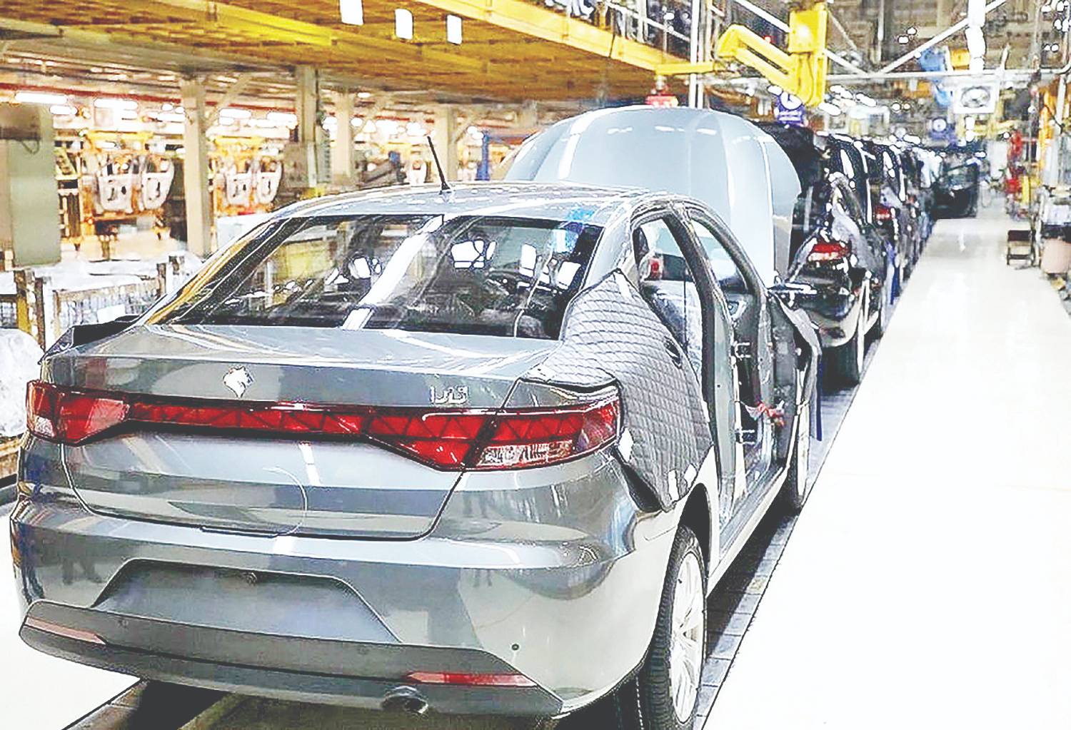 سبقت کم‌سابقه سواری‌های «ایران‌خودرو»