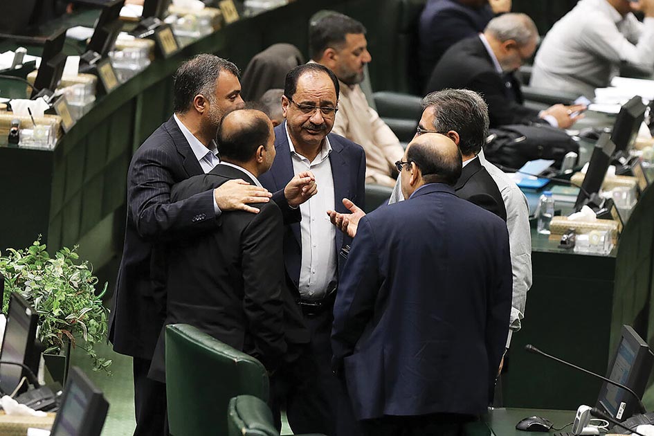 سیاسی‌‌کاری و درک نادرست از اقتصاد