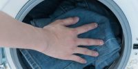 ویروس‌ها تا هفته‌ها روی لباس نو زنده می‌مانند؛ آن را بشویید