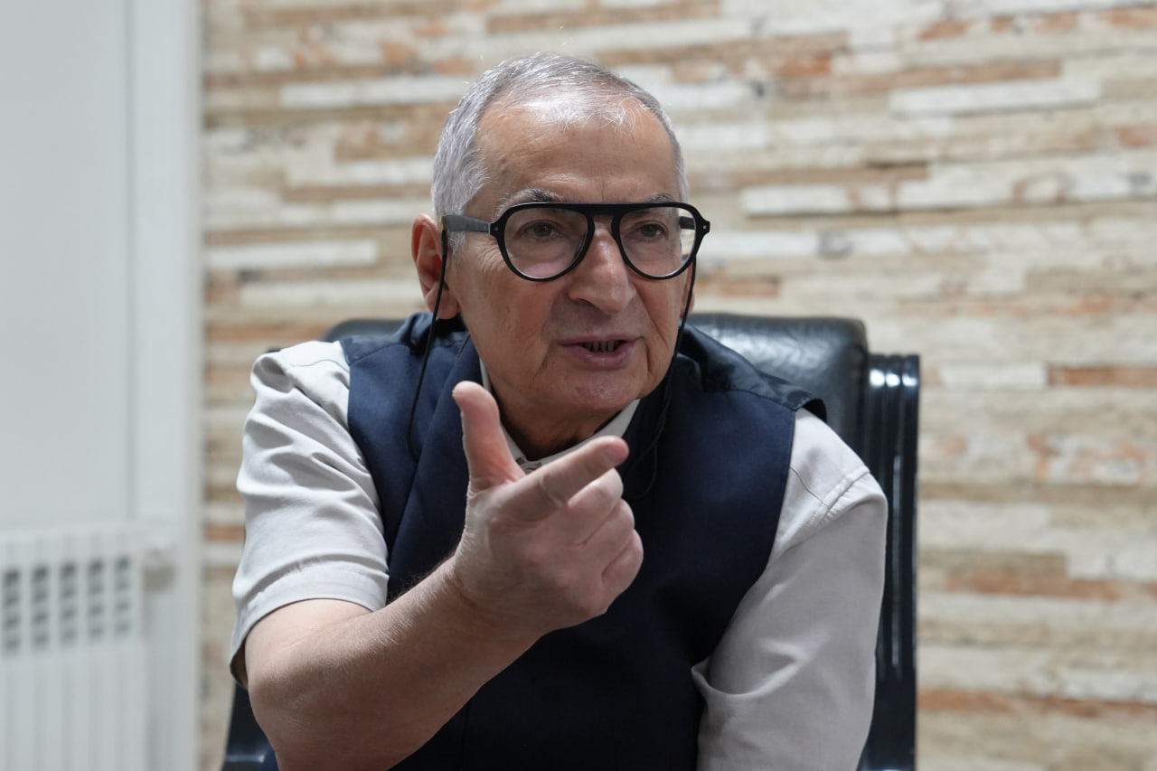 باید به اصول دموکراسی برگردیم باید به اصول دموکراسی برگردیم