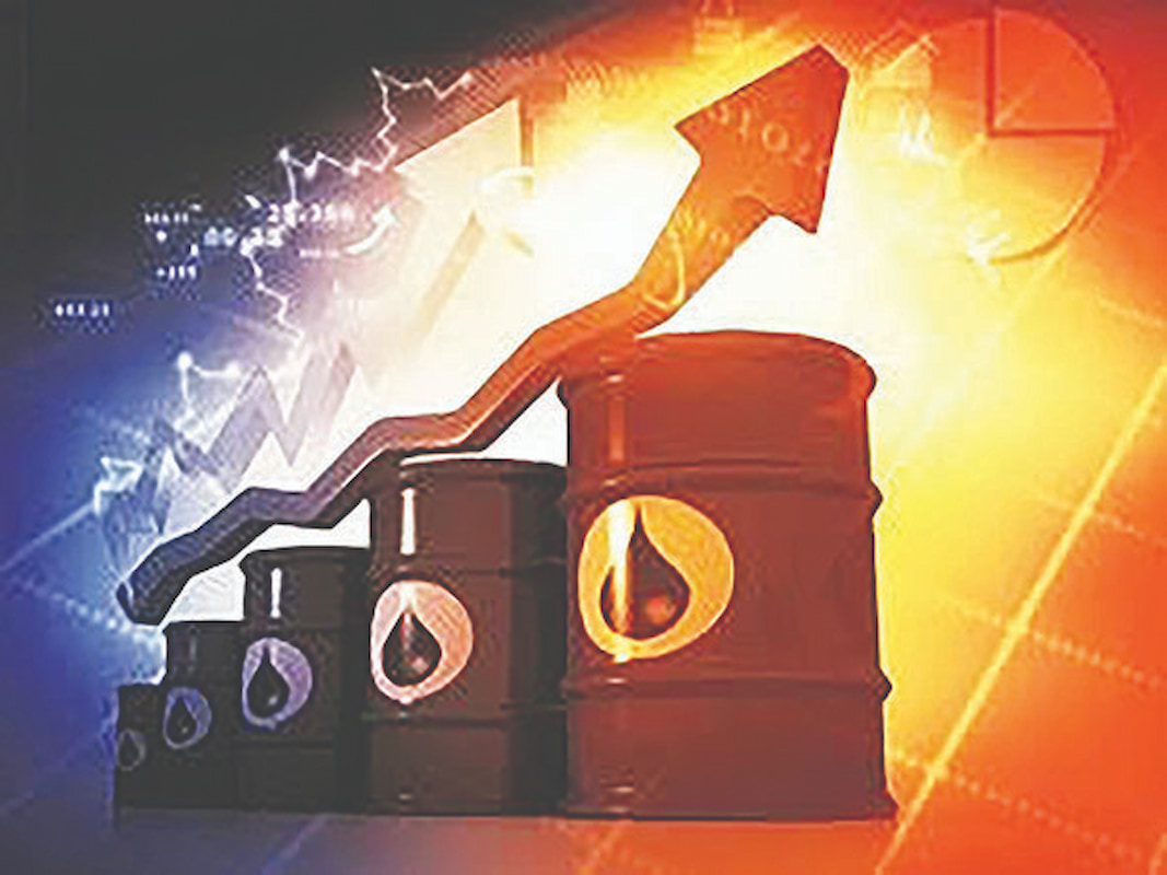 صعود نفت به بالاترین قیمت ۲هفته اخیر