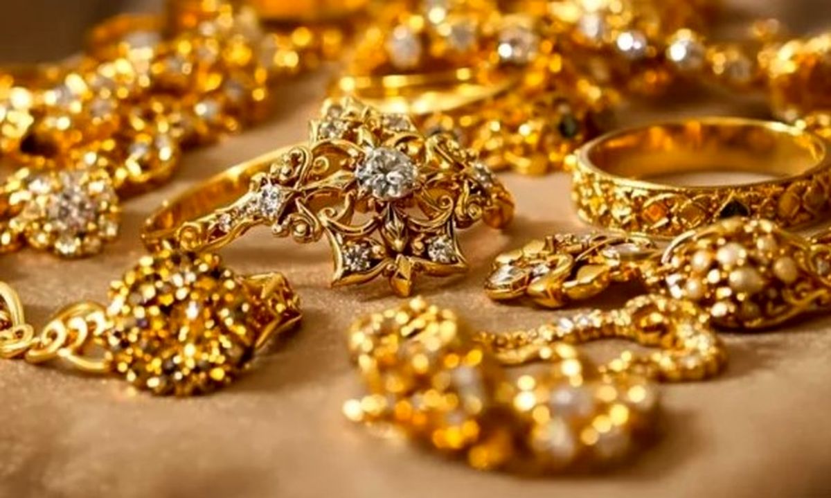 نیم‌سکه و ربع سکه با کاهش قیمت در نوسان بودند