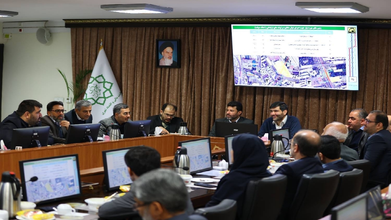 توسعه مترو تهران: ۴۰ کیلومتر مسیر تونلی و ۱۳ ایستگاه تقاطعی