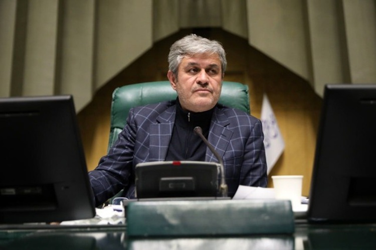 تاجگردون به افزایش ۲۰ درصدی حقوق کارمندان اعتراض کرد