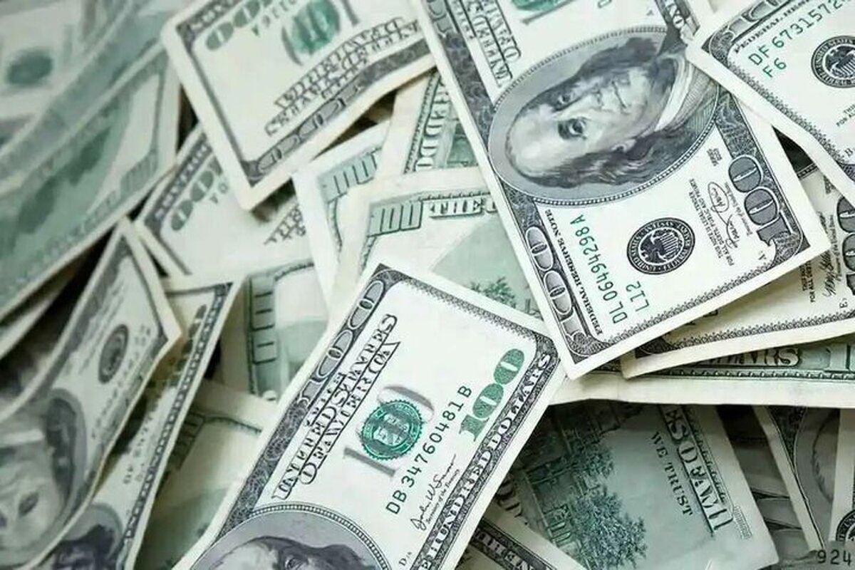 دلار ۱۲۸ هزار تومانی؛ تحلیلگران از دو سناریوی متفاوت می‌گویند