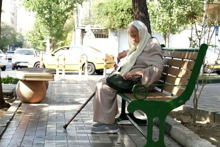 خبر مهم برای زنان بازنشسته: اعلام شرایط و مبلغ عائله‌مندی و حق اولاد