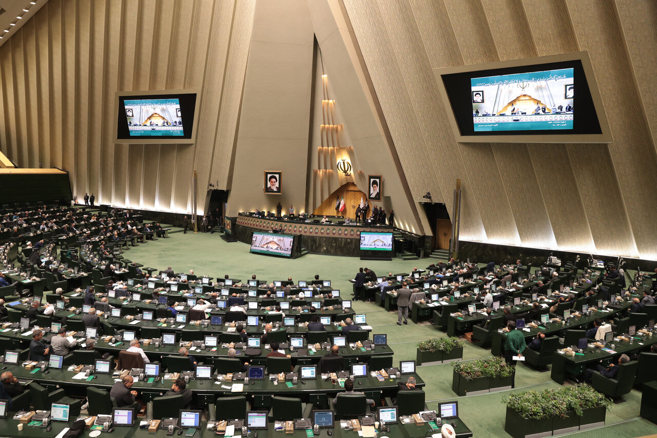 الزام قانونی دولت فعال شد؛ بودجه باید تا اول دی تقدیم مجلس شود