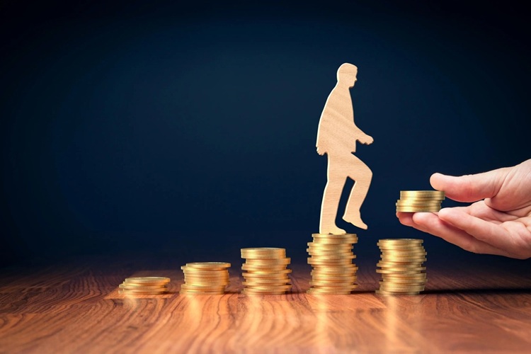 پیشنهاد تاریخی برای گره‌زدن حقوق به طلا؛ پایان بازی درصدها؟