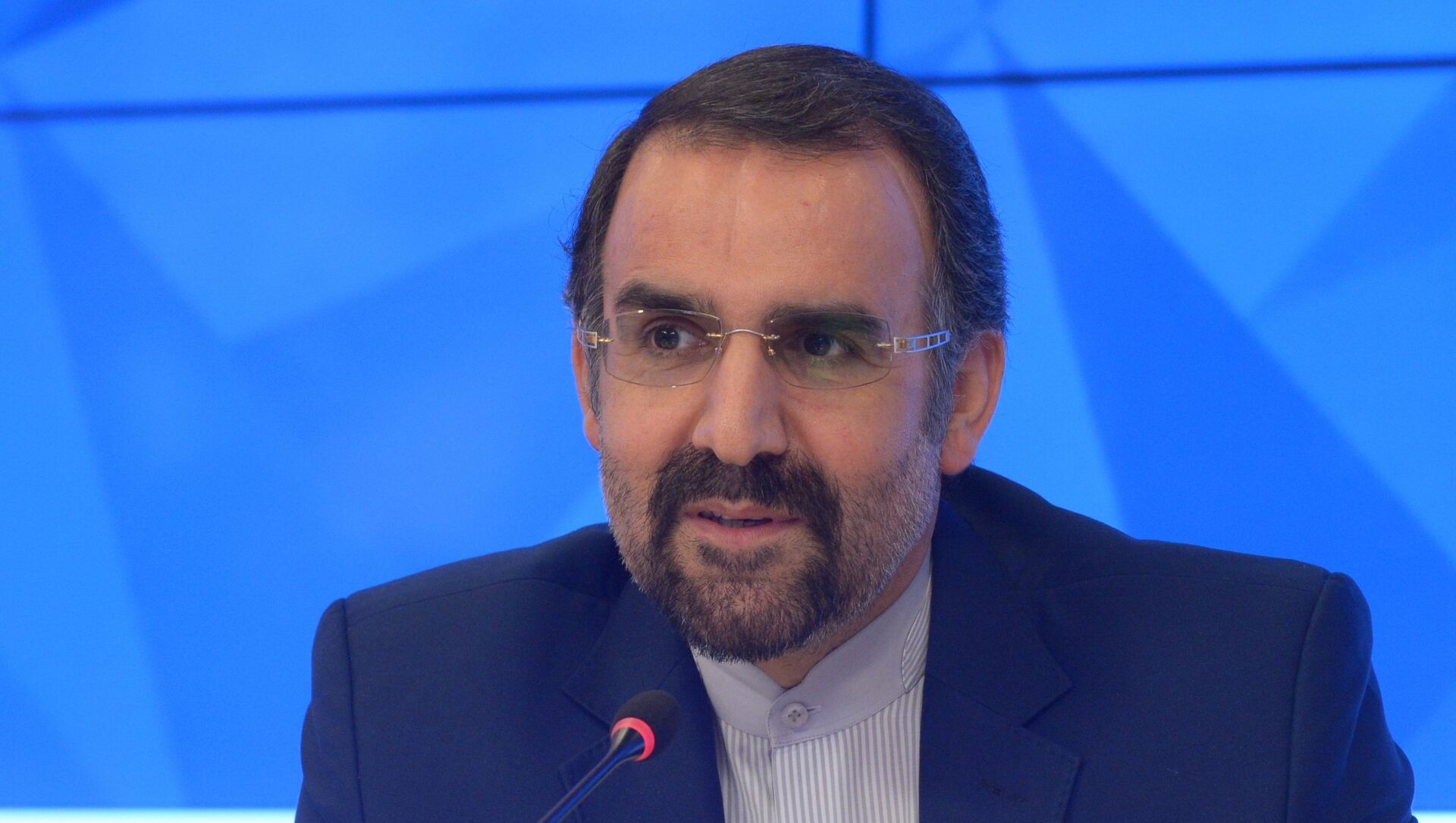 معاونت سیاسی در آستانه تغییر؛ سنایی استعفا داد و منتظر جانشین است