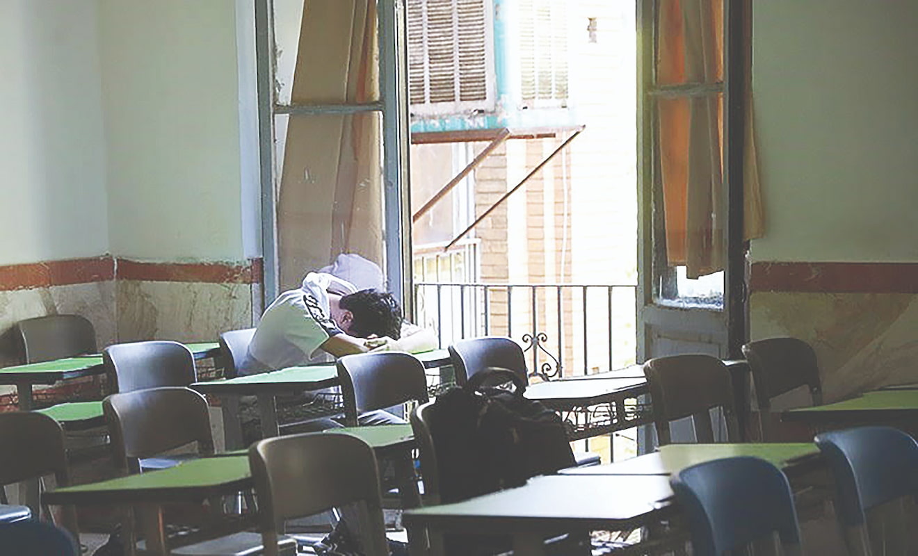 نیمکت‌نشینان زیر خط نمره