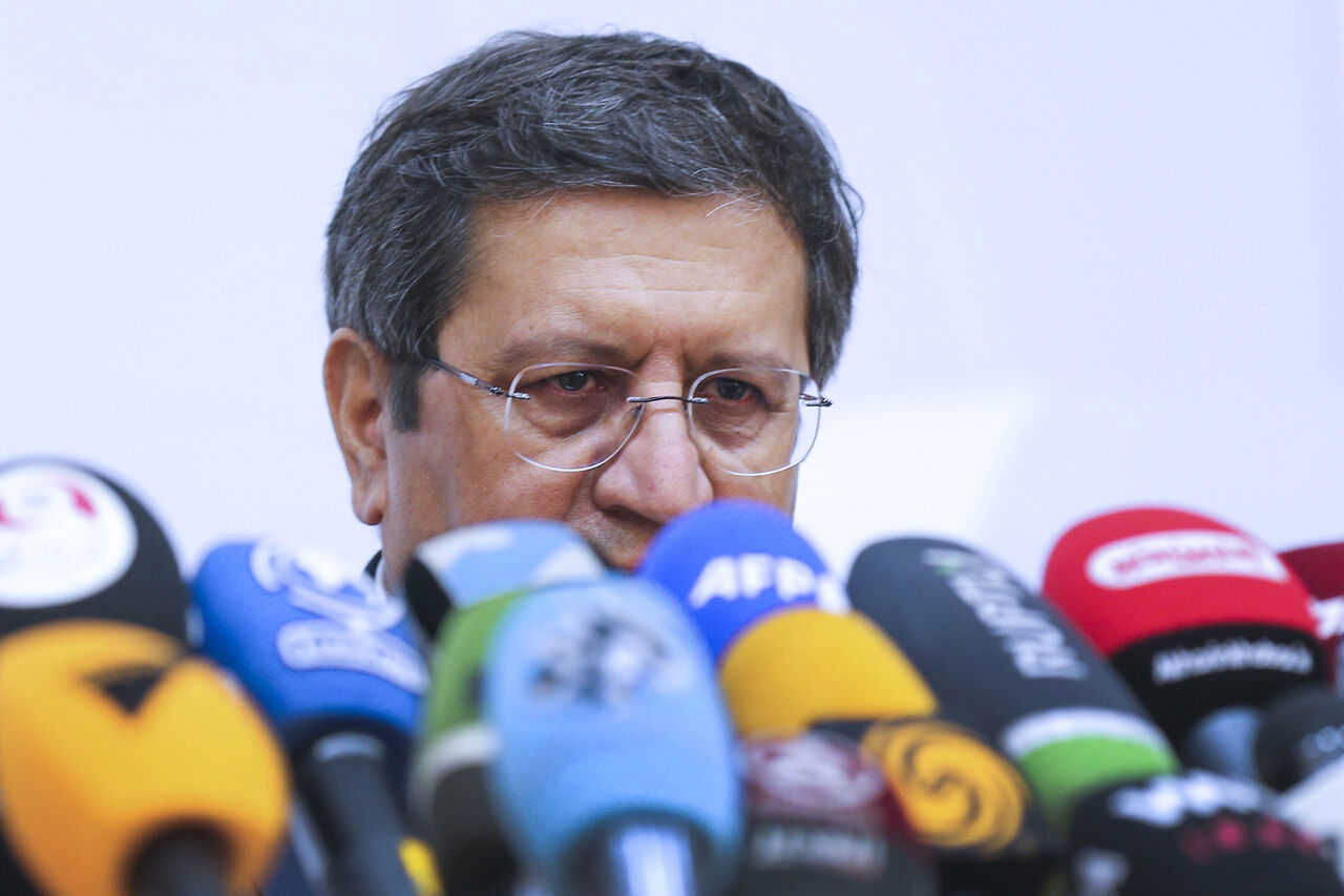 در بحبوحه التهاب بازار ارز، دولت به انتخاب همتی رسید