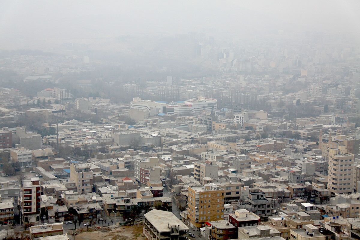 یخبندان و آلودگی در انتظار تهرانی‌هاست