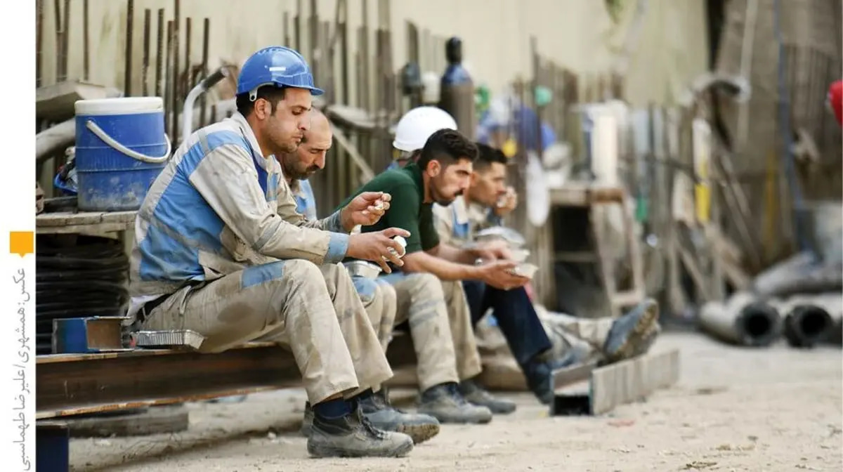 وضعیت سخت طبقه کارگر و بازنشسته