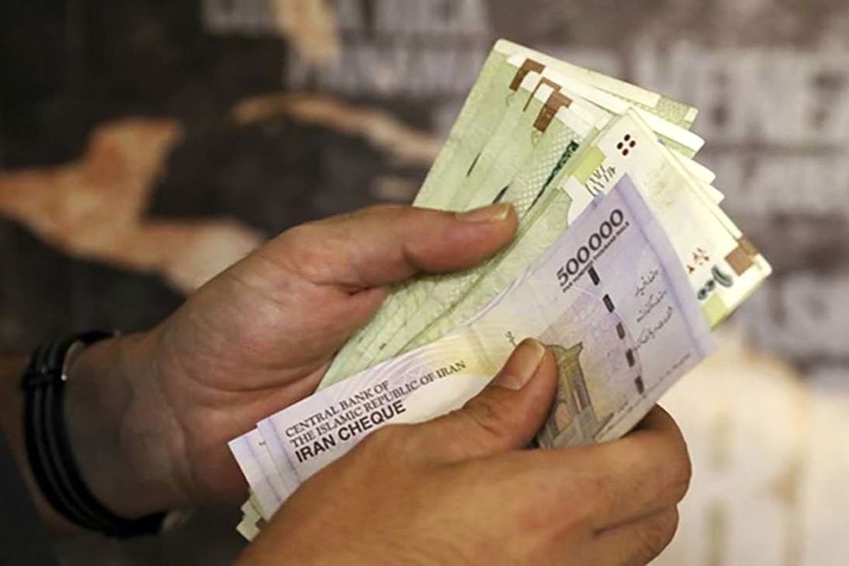 مجلس به دنبال تحقق وعده افزایش حقوق کارگران متناسب با تورم است؟