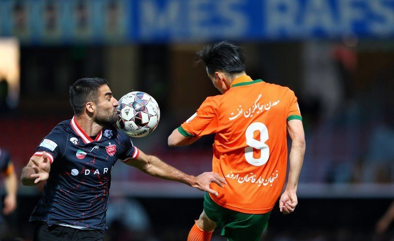 پرسپولیس با یک گل صدرنشین شد