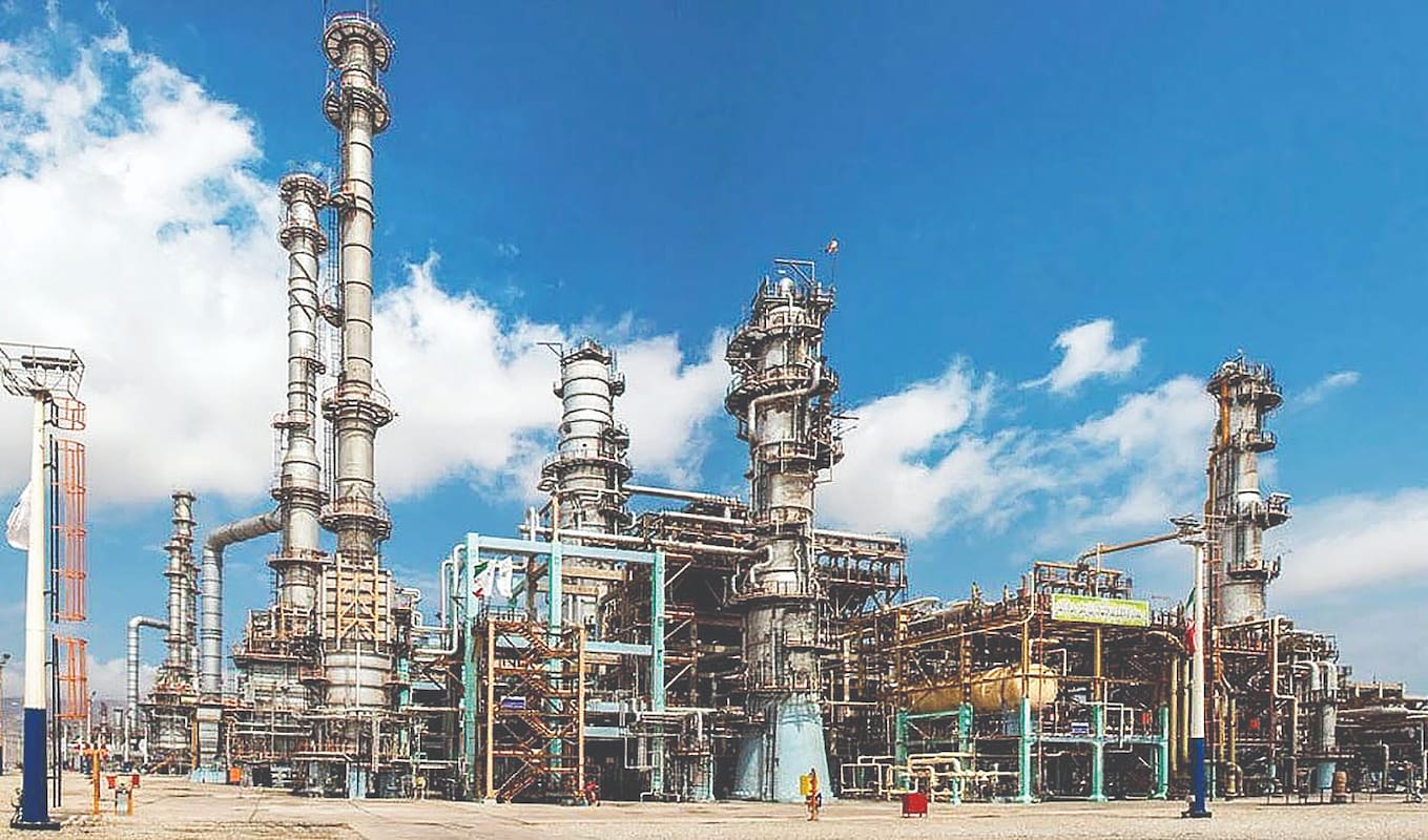 پروژه‌های نفتی زیر تیغ سیاستمداران