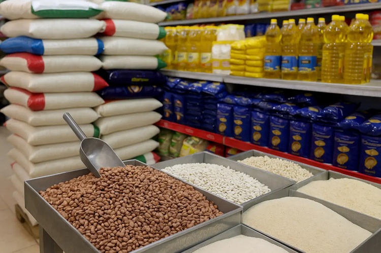 گرانی بی‌رحمانه مواد غذایی؛ منتظر فروپاشی سفره مردم باشیم؟