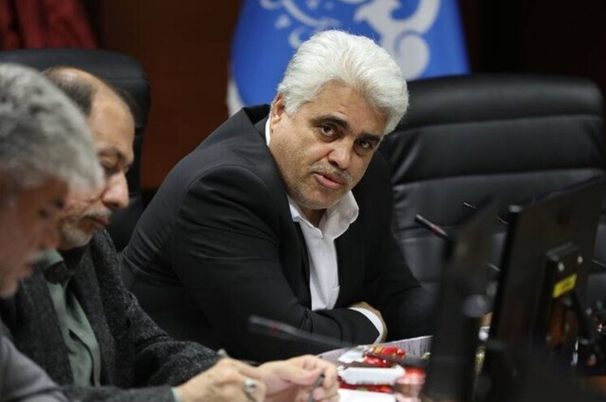 افزایش ظرفیت تولید کارت سوخت؛ آیا قاچاق بنزین مهار می‌شود؟