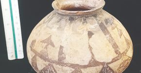 کشف و ضبط اشیای باستانی در جیرفت کشف و ضبط اشیای باستانی در جیرفت