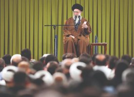 کمبودها بسیارند اما کشور در حال پیشرفت است