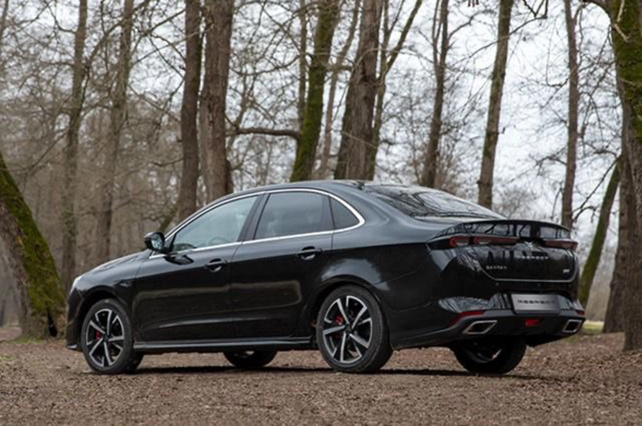 مزایده عمومی: ۹ محصول سواری گروه بهمن به فروش می‌رسد