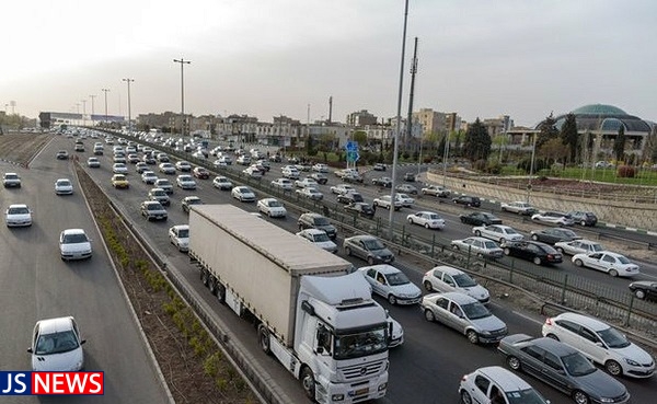 اجرای عملیات عمرانی ؛ انحراف مسیر در آزادراه کرج – قزوین