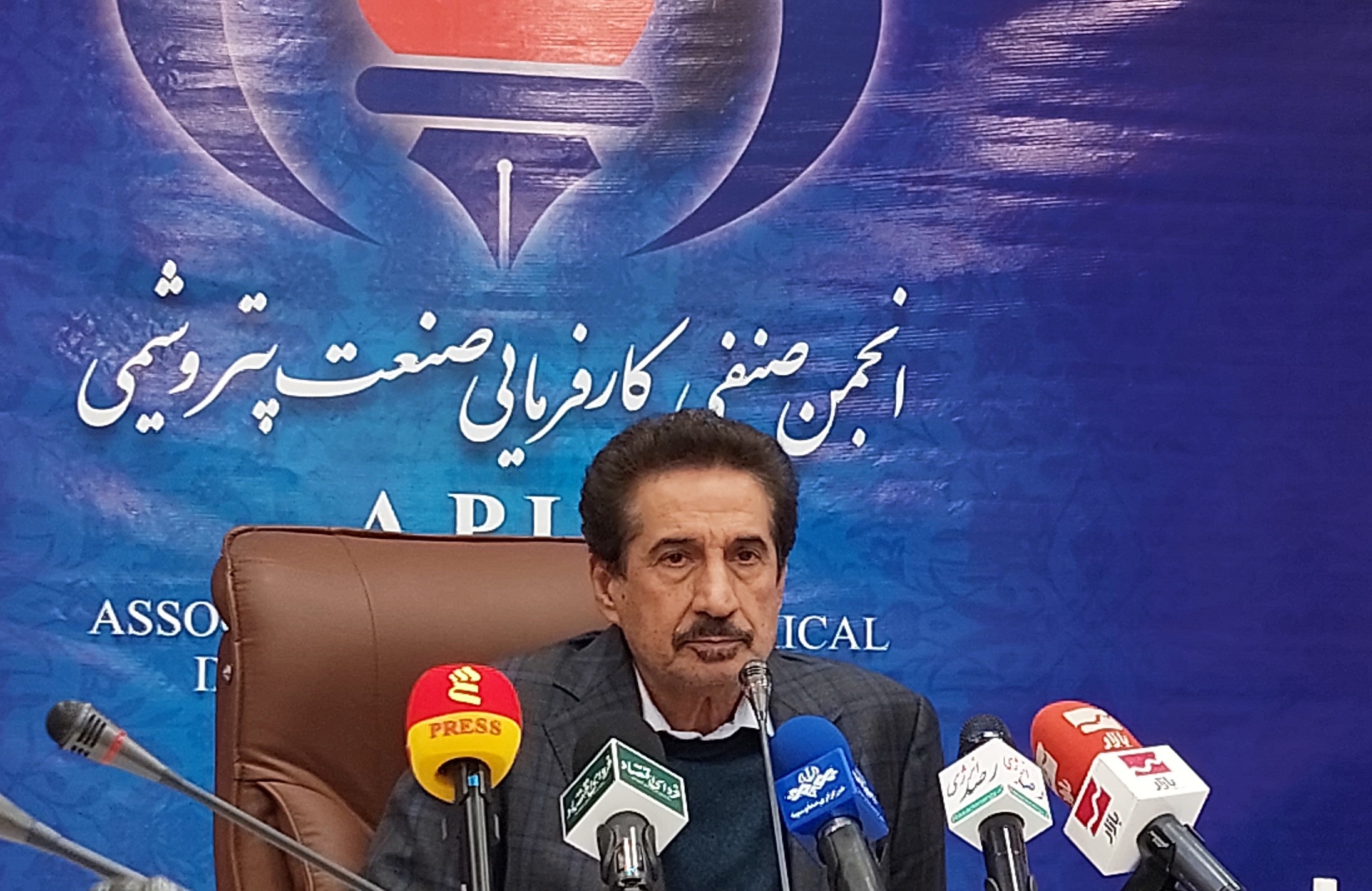 دلارهای پتروشیمی سیگنال ثبات به بازار فرستادند