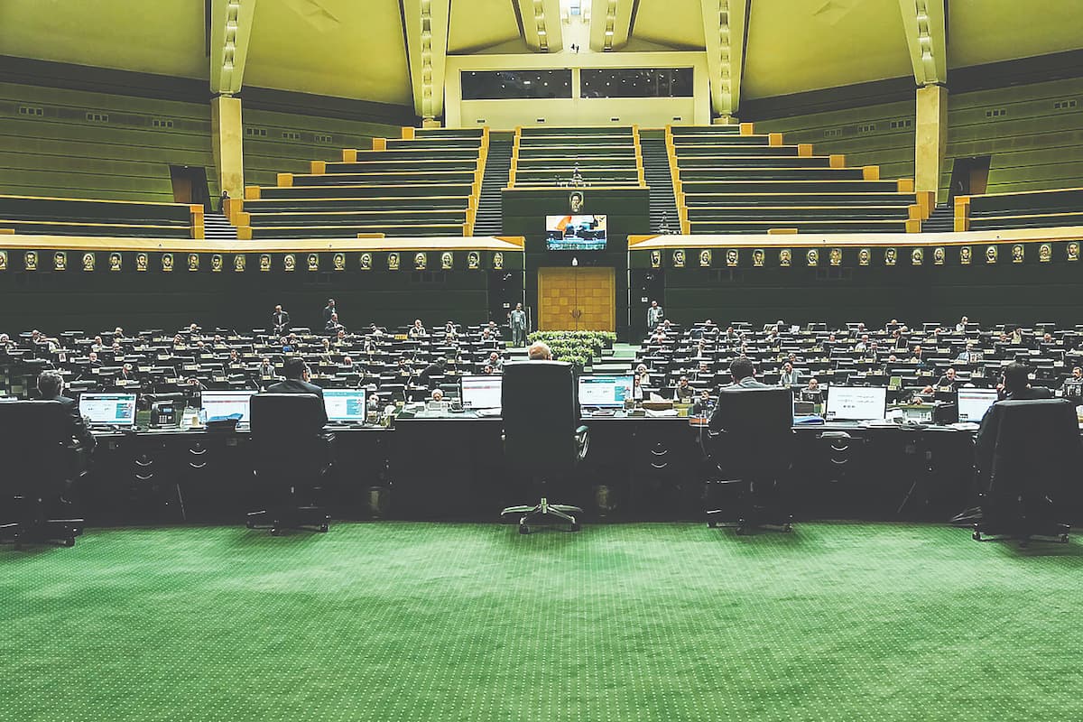 استیضاح‌، شاید وقتی دیگر