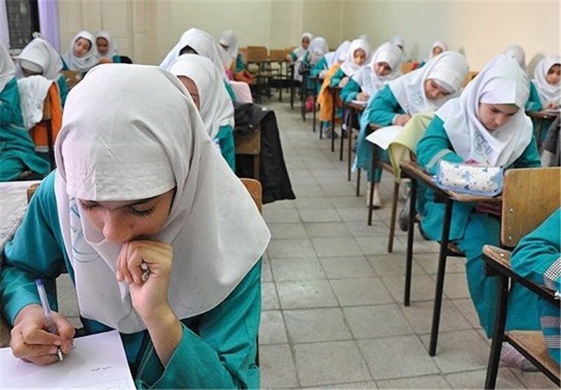 آموزش و پرورش خط کشید؛ امتحانات ۱۶ و ۱۷ دی به حالت تعلیق درآمد