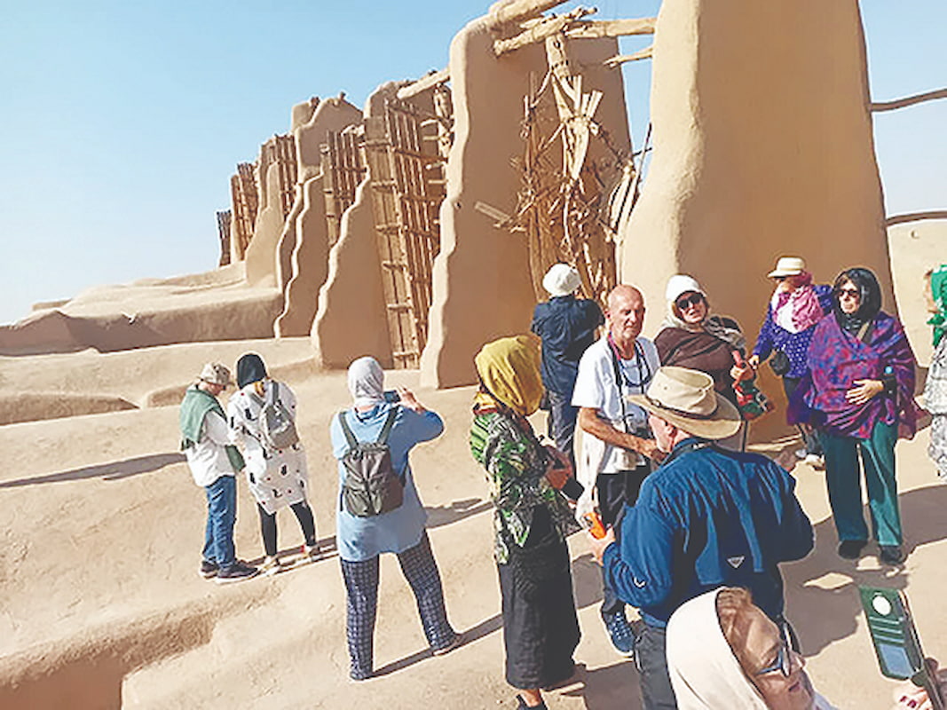 تداوم محدودیت اقامت شبانه گردشگران خارجی در خواف