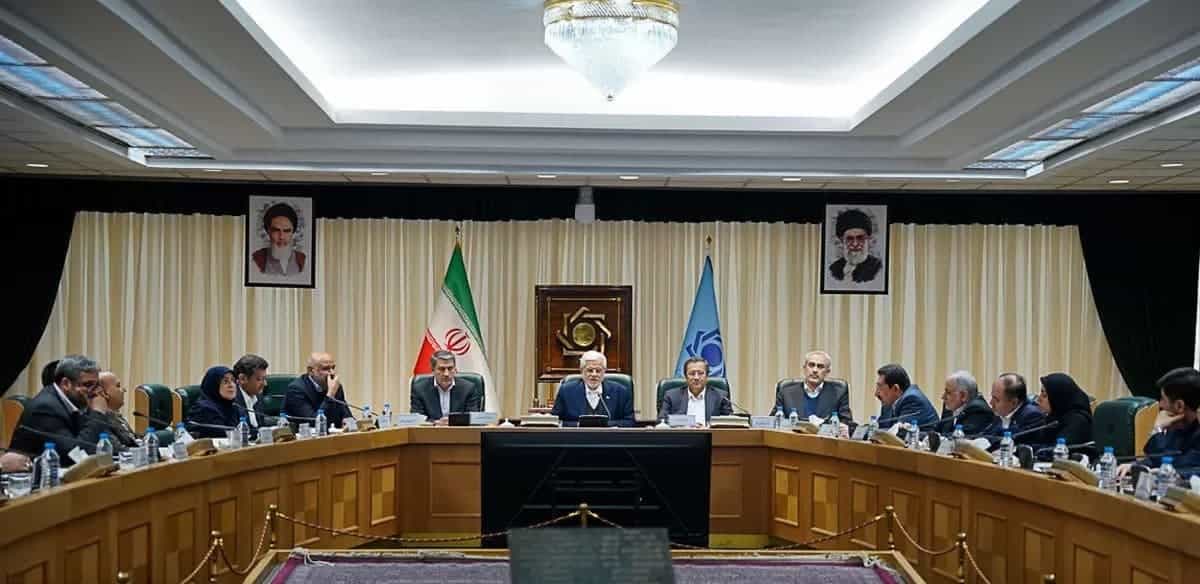 توهین به خبرنگاران در یک نشست رسمی