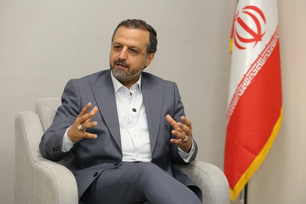 هشدار خاندوزی درباره سیاست‌های ارزی: چرا اکنون زمان اجرای اصلاحات نیست؟