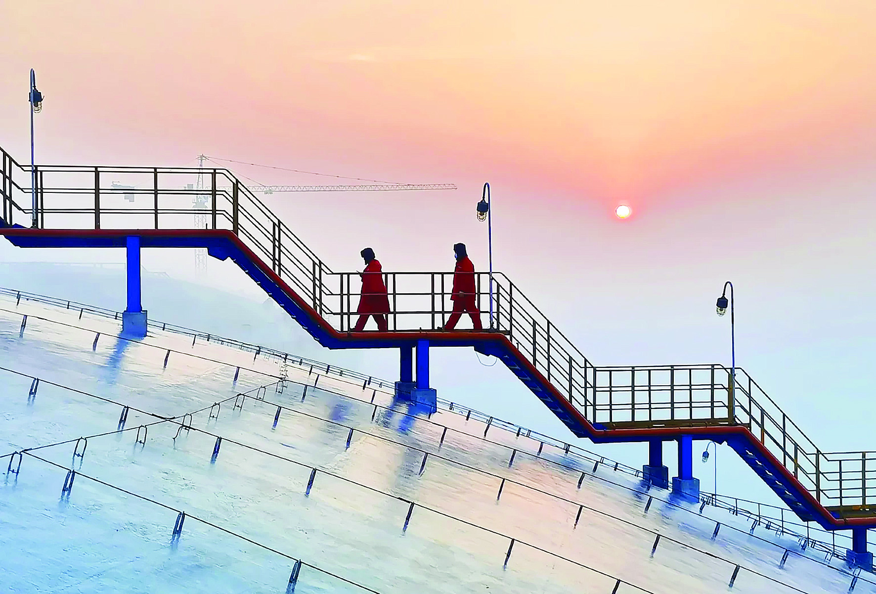 ردیابی گذر از بحران