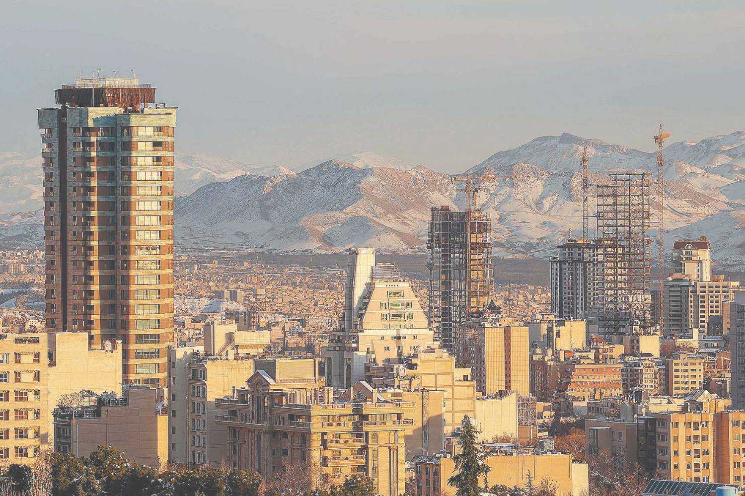 رکود تورمی؛ بازیگر نقش اول مسکن