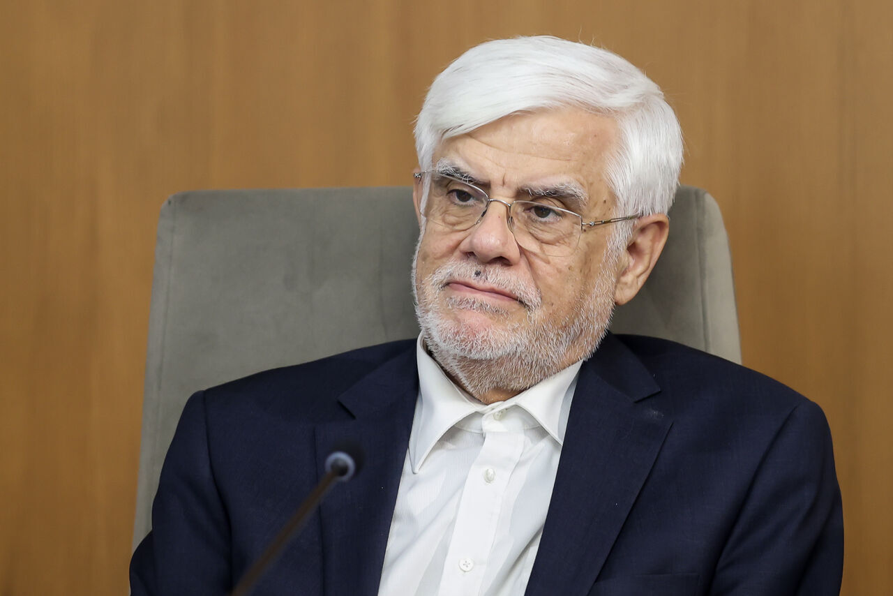 سیگنال قوی عارف برای مذاکره با آمریکا؛ ما اعلام آمادگی کردیم، اما این بار تضمین می‌خواهیم