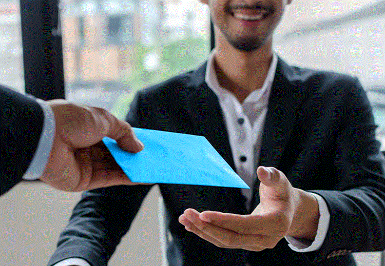 کارگران ساعتی، فصلی و آزمایشی چقدر عیدی می‌گیرند؟+نحوه محاسبه