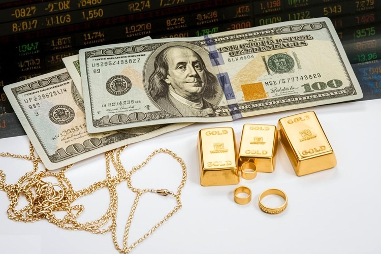 رقص پیچیده طلا و دلار