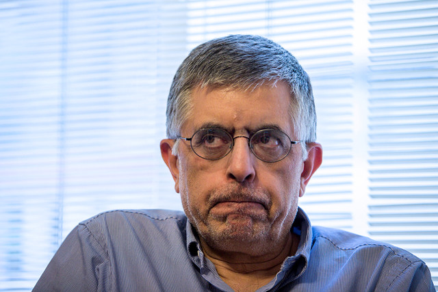 واکنش کرباسچی به توقیف هم میهن