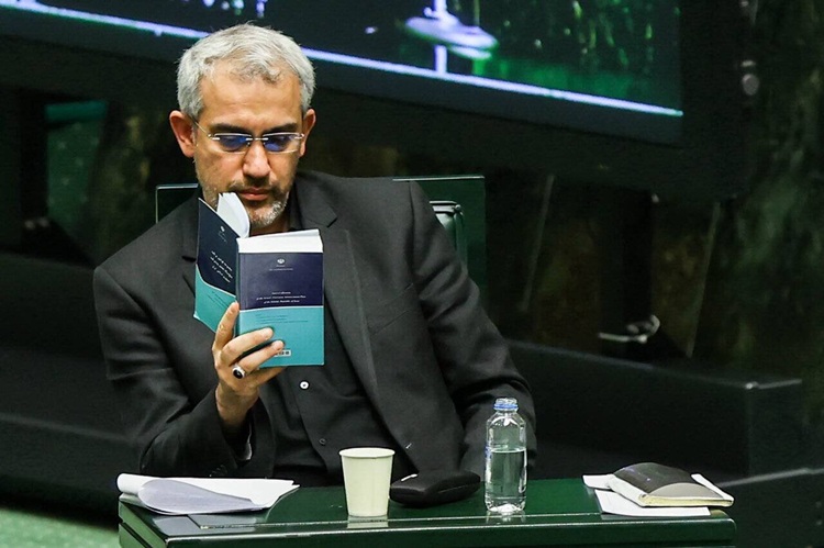 مجلس امروز اقتصادی شد؛ وزیر اقتصاد در کانون فشار نمایندگان
