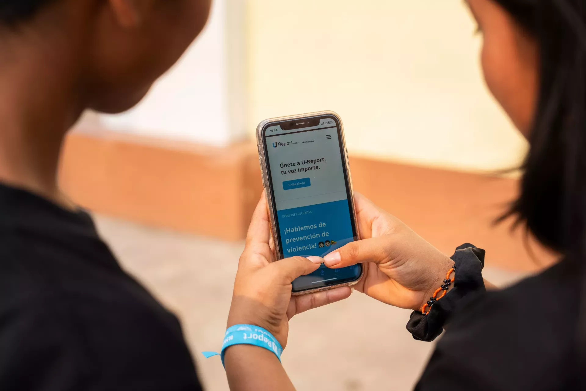 اسرائیل زیر موج پیامک‌های تهدیدآمیز؛ اطلاعات شخصی هزاران نفر لو رفت