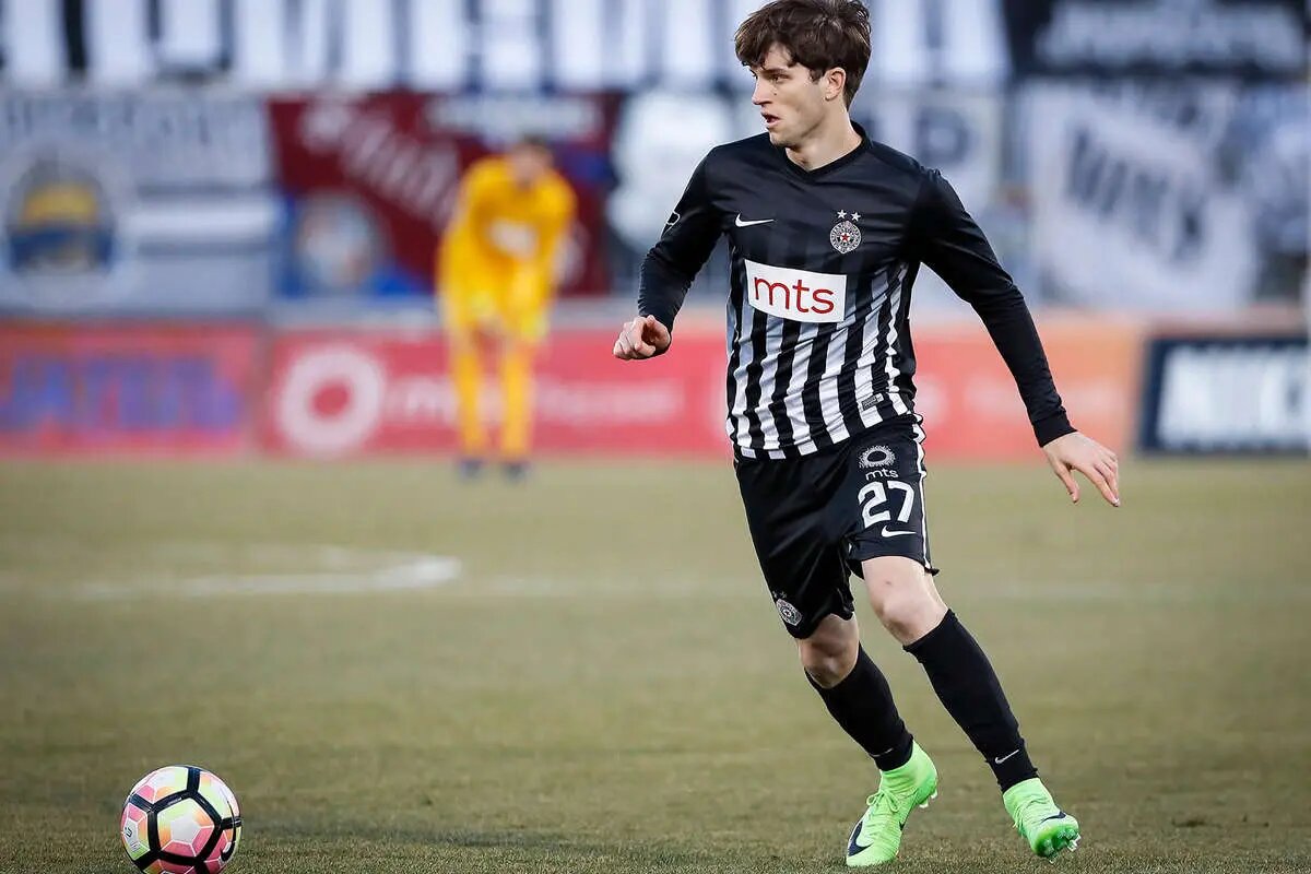 دومین مونته‌نگرویی آمد؛ پرسپولیس با ۵۰۰ هزار یورو قهرمان می‌شود؟