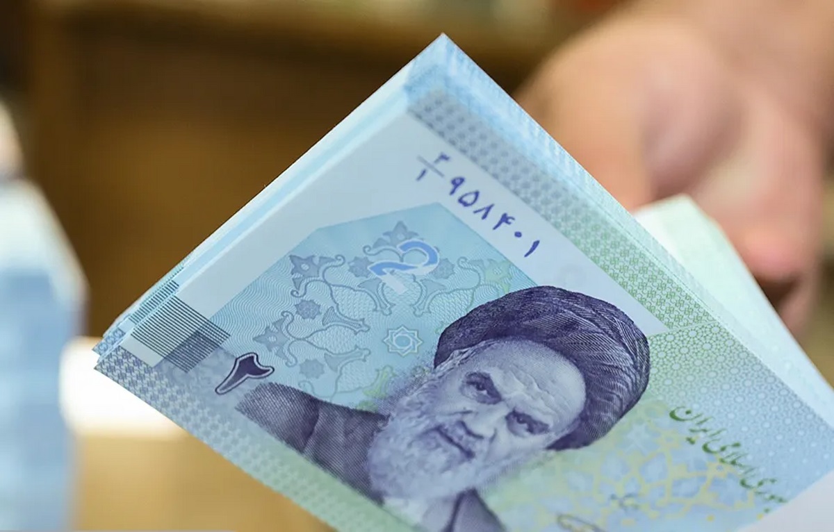 یارانه نقدی فروردین دهک‌های یک تا ۳ واریز شد
