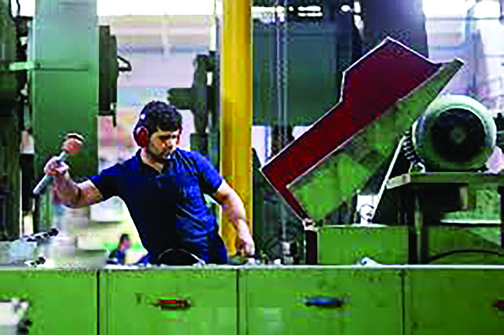 ۴چالش اصلی در مسیر صنعتگران