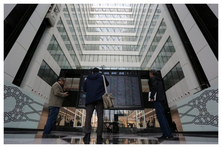 ریزش بی‌سابقه بورس تهران؛ سقوط ۹۴ هزار واحدی شاخص