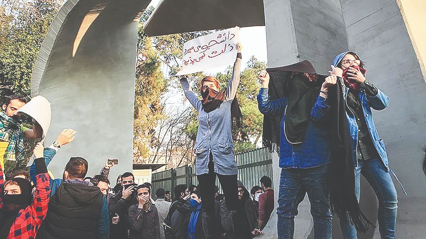 تداوم نارضایتی های انباشته