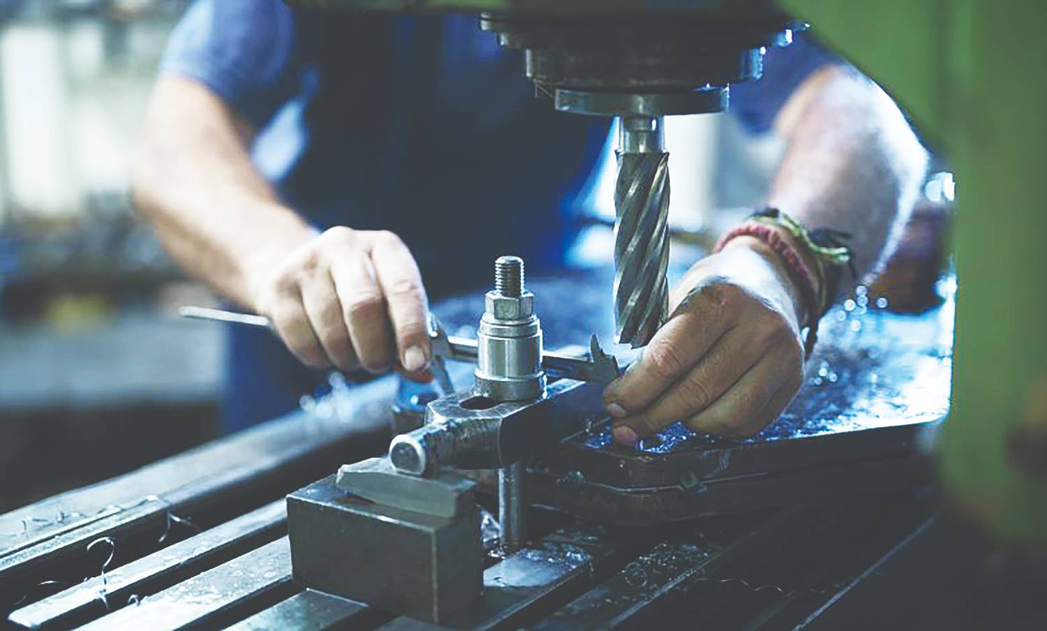 تولید قربانی یکسان‌سازی یا برنده آن؟