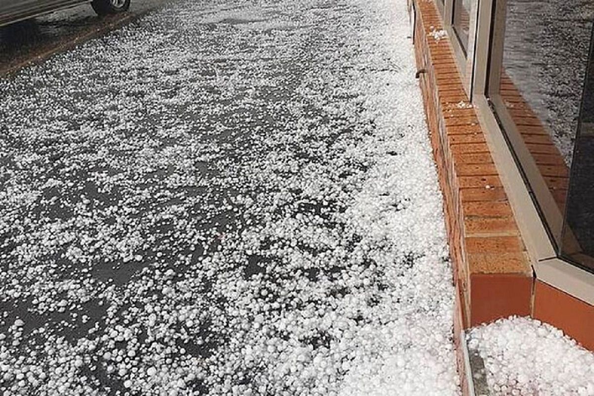 پیش‌بینی رگبار، تگرگ و گرد و خاک در تهران