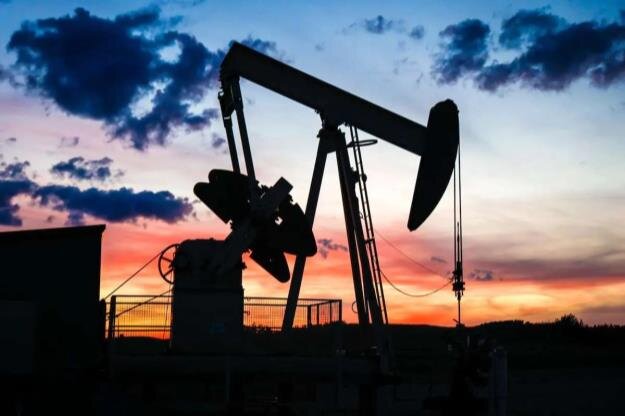 جنگ نفتکش‌ها یا سلطه جهانی؟