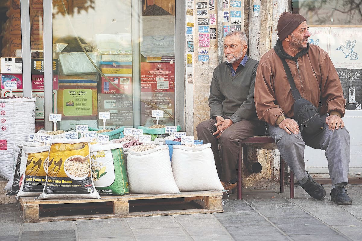 حبوبات زیر تیغ دلار